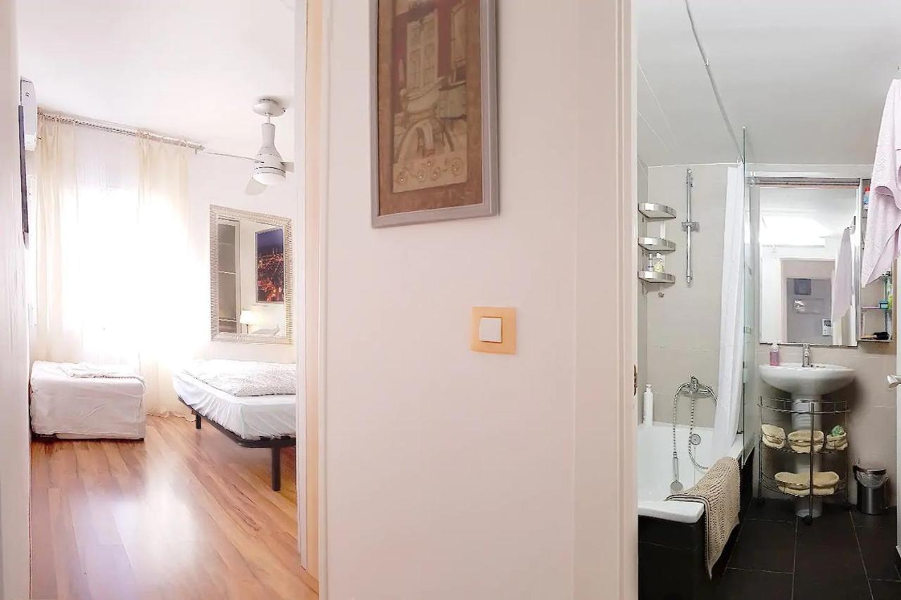 Apartmán Apto. Luminoso-6Pax-Wifi-15'/Tren Plaza Catalunya Sant Adria de Besos Exteriér fotografie