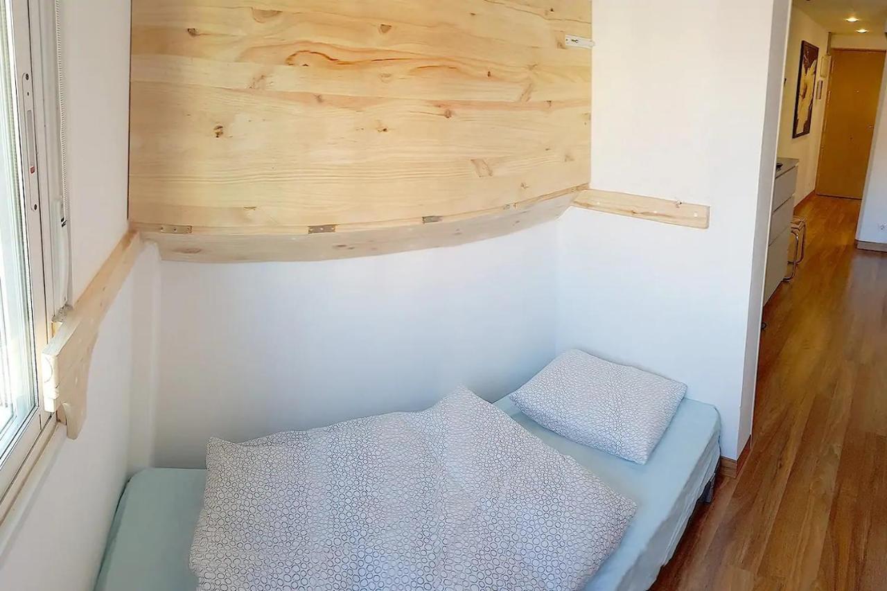 Apartmán Apto. Luminoso-6Pax-Wifi-15'/Tren Plaza Catalunya Sant Adria de Besos Exteriér fotografie